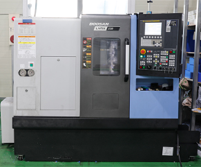 두산 LYNX 220